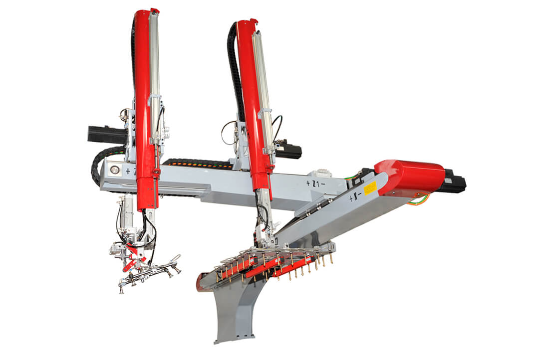 Robot-5-axe-electrice-si-4-pneumatice