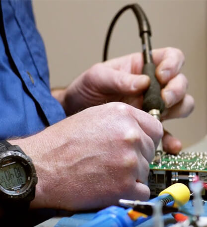 Emmax-reparatii-electronice-industriale